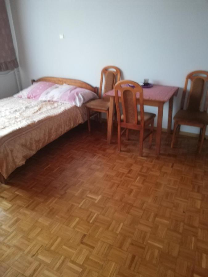 Kwatera prywatna U Halinki *